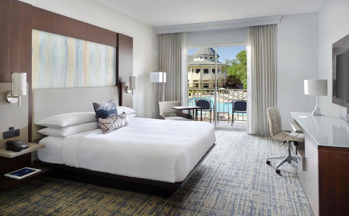 Atlanta Evergreen Lakeside Resort - Housity
