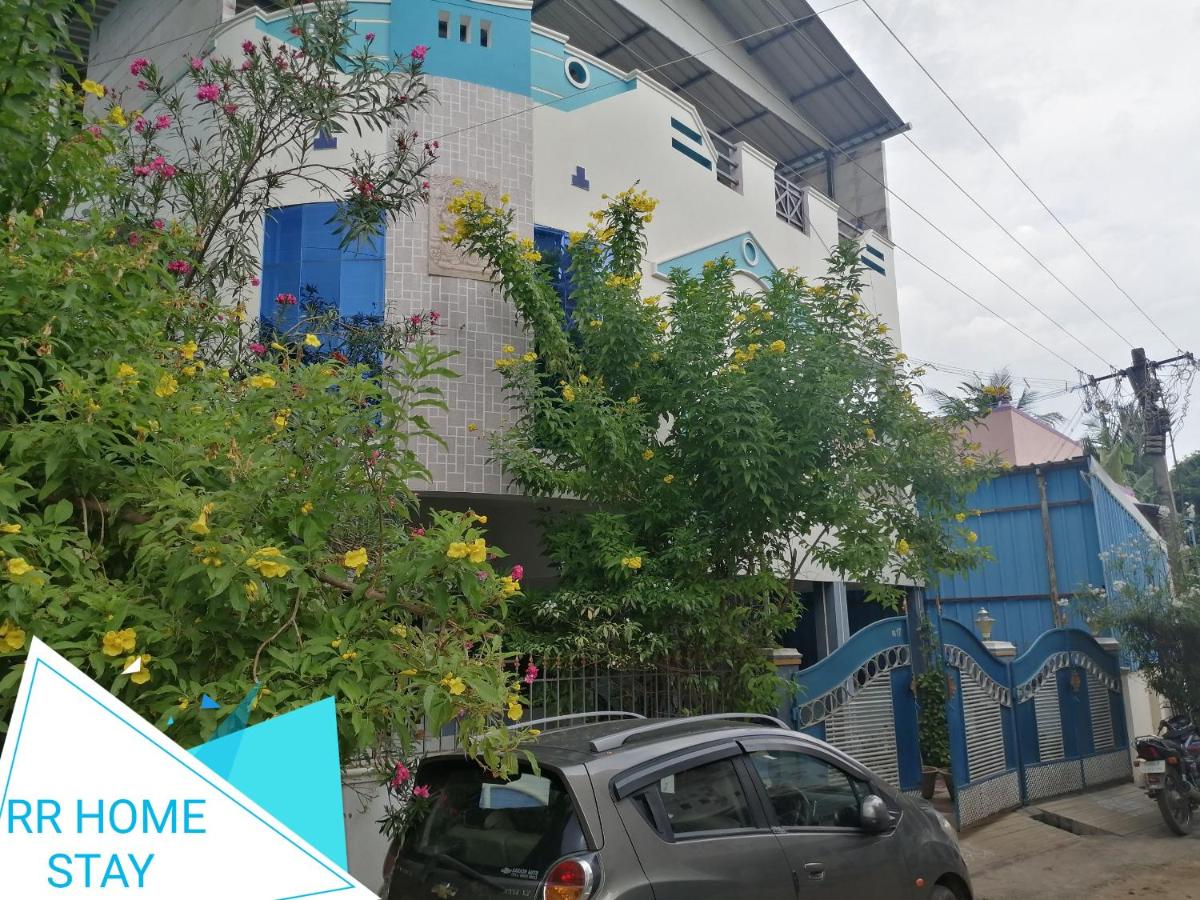 RR Home Stay - Housity