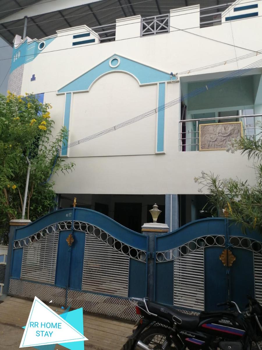 RR Home Stay - Housity