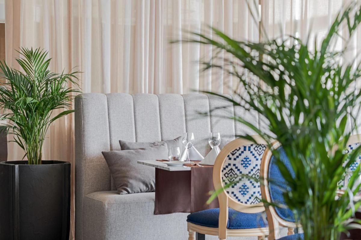 Uma área de estar em Terceira Mar Hotel