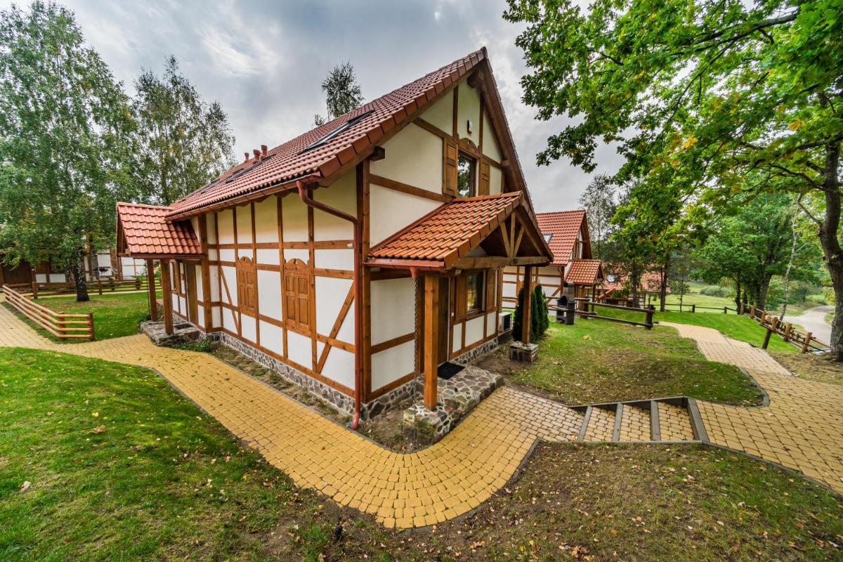 Folkowa Chatka- Kaszubska Ostoja - Housity