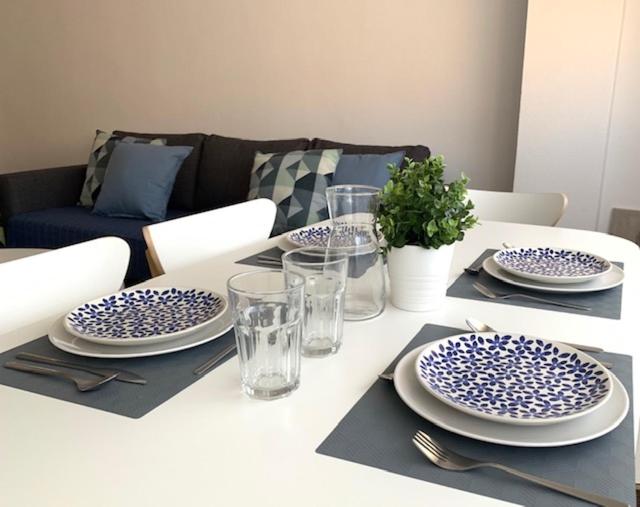 UIM Mediterraneo Diagonal 17 Wifi - Housity