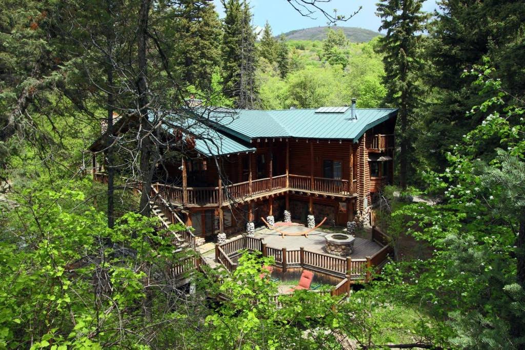 Log Cabin On The Stream Sundance, Utah - Housity