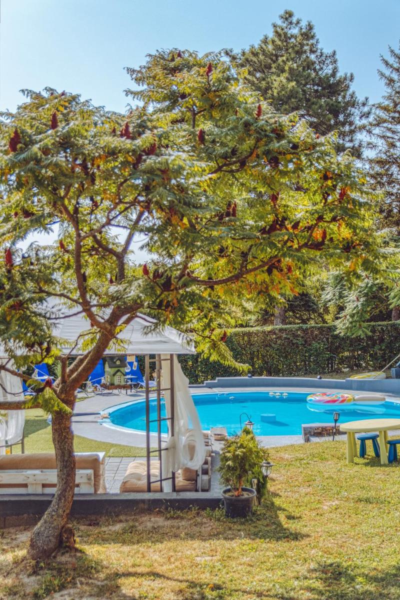 Prenociste Dunav 97 K3 - Housity