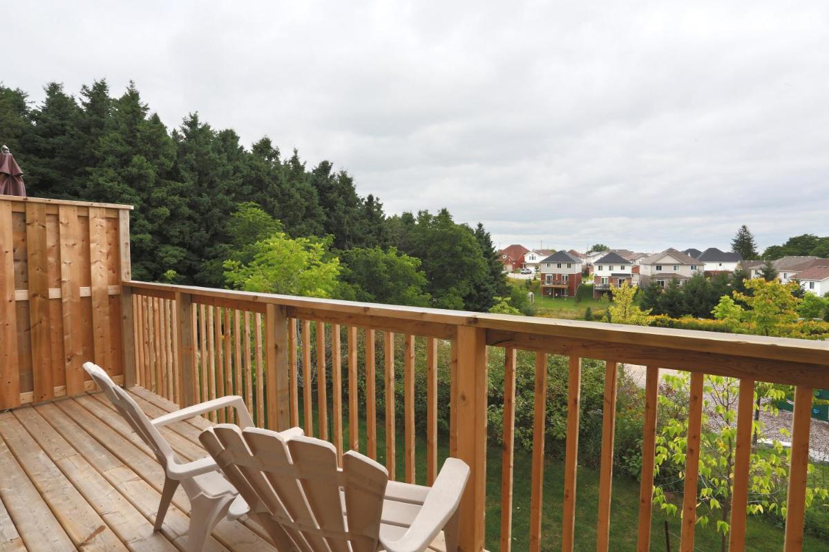 Boardwalk Homes - Executive Townhomes - Housity