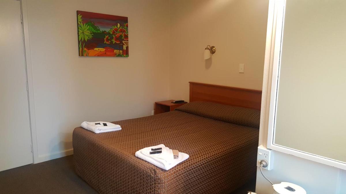 Kiwi International Hotel - Hizvo