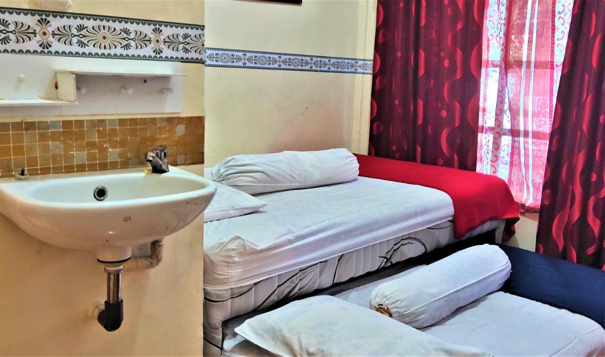 Katawa Guest House Syariah - Housity