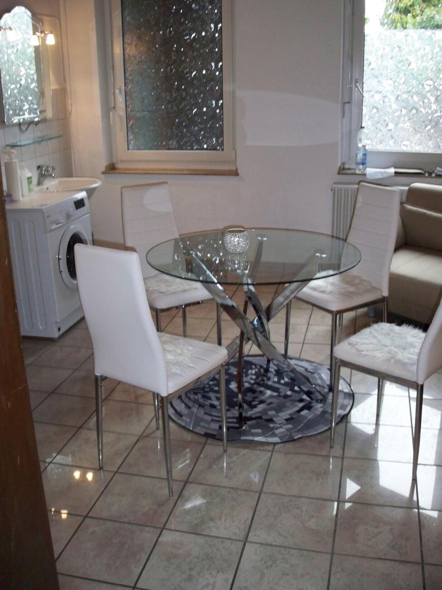 2 Raum Wohnung - Housity
