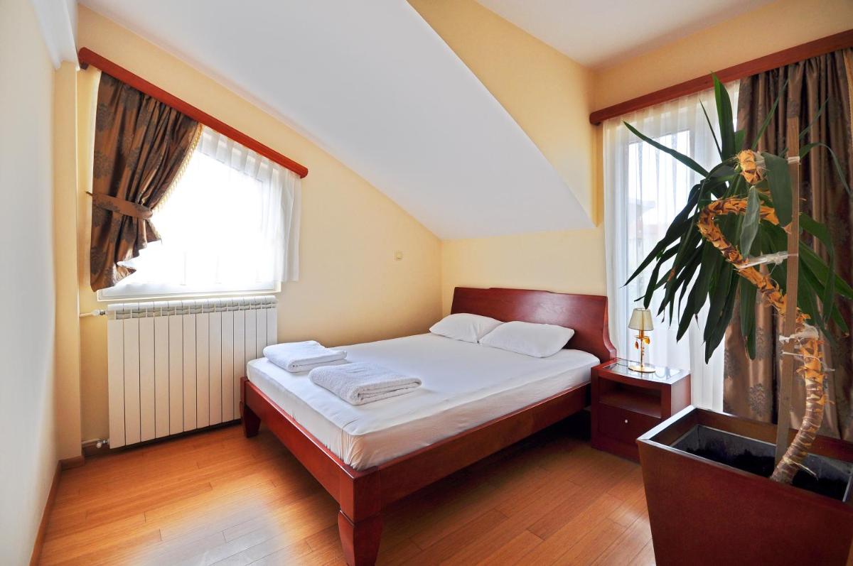 Sunny Hill Apartments & Aqua Park - Housity