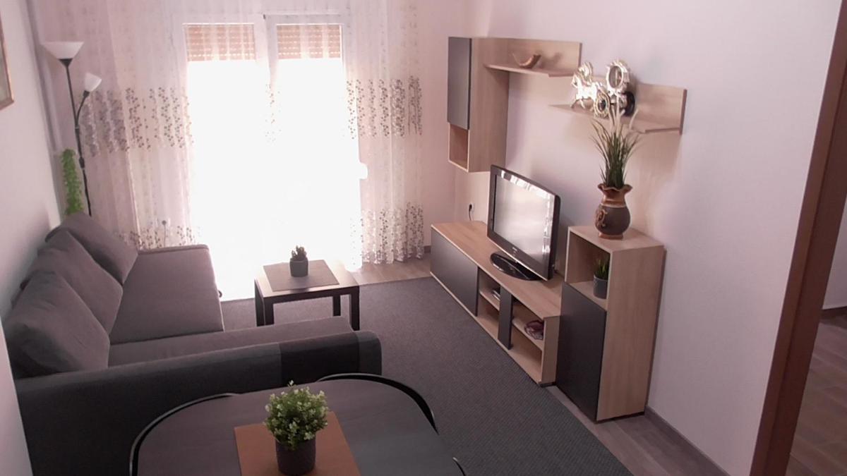 Ellada Apartment - Housity