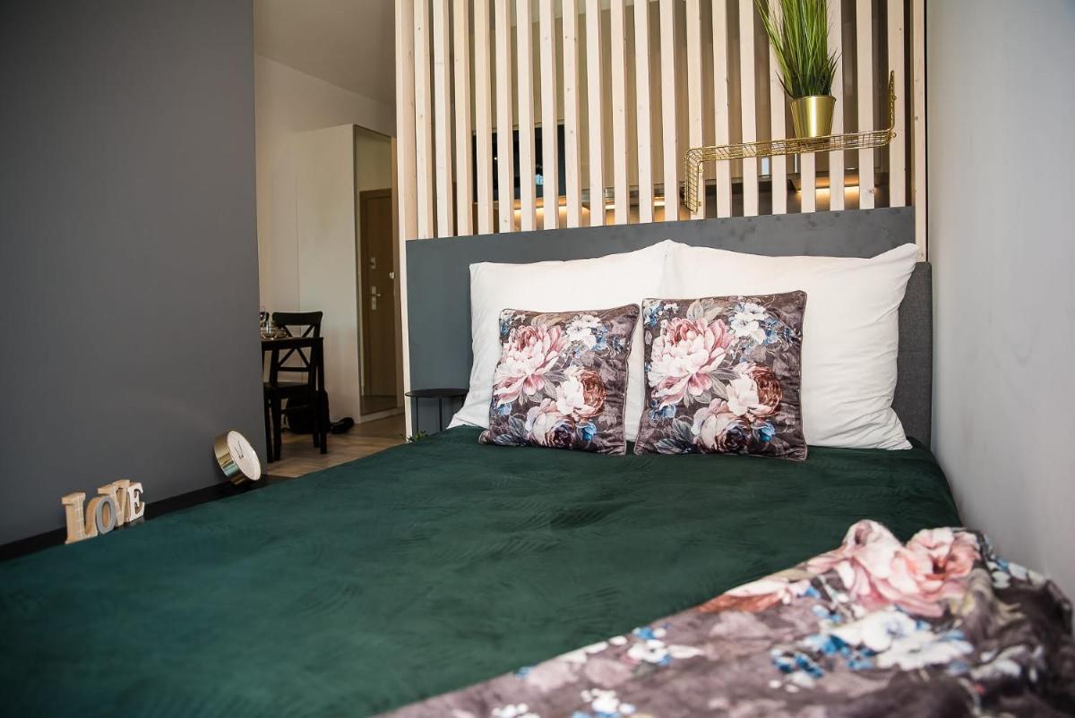 EASY RENT Apartments -BUSINESS CENTER 39 - Housity
