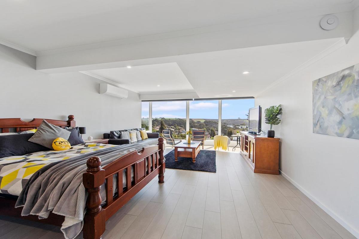 Views Forever - Devonport - Housity