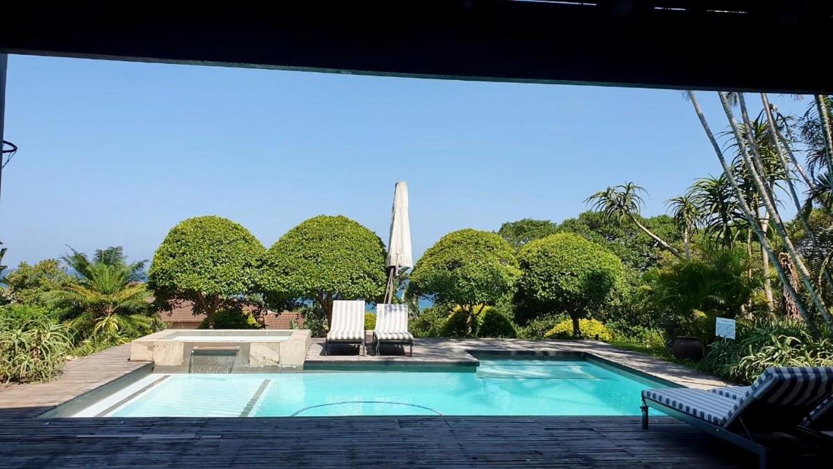 Dolphin's Guesthouse Umhlanga - Housity