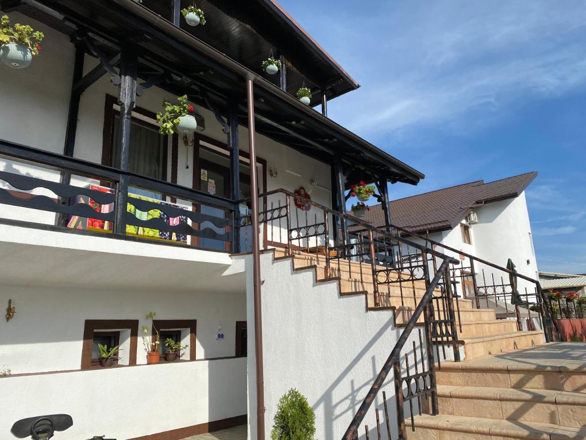 Pensiunea Gabriel - Housity
