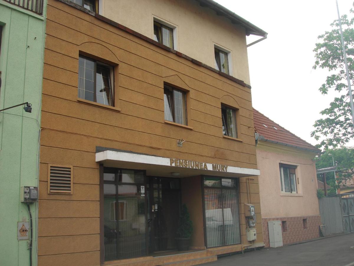 Suitetrails - PENSIUNEA MURY
