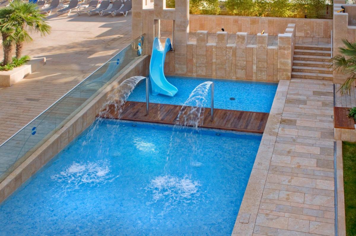 Piscina en o cerca de Blaumar Hotel