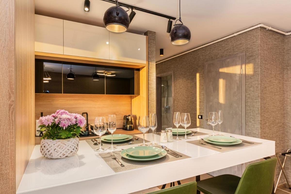 Promenada Studios - Housity