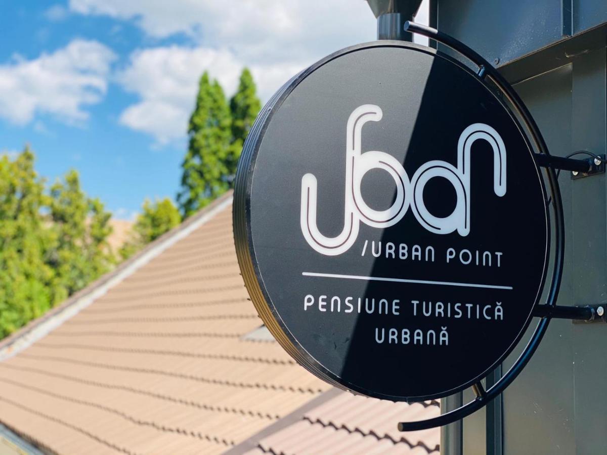 Pensiunea Urban Point - Housity