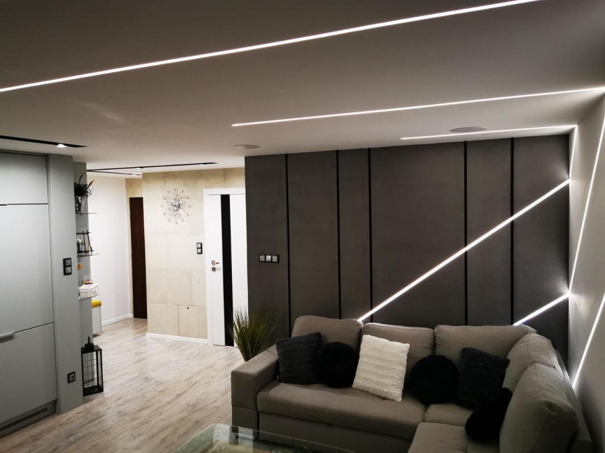 Apartament SZWEDZKA - garaż podziemnym , dostęp 24h code , duży taras 30m - Hizvo