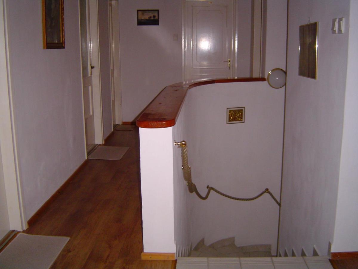 Anna vendégház - Housity