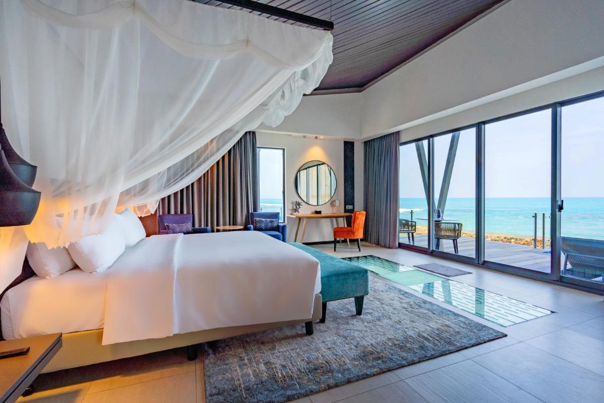 Aston Anyer Beach Hotel - Housity