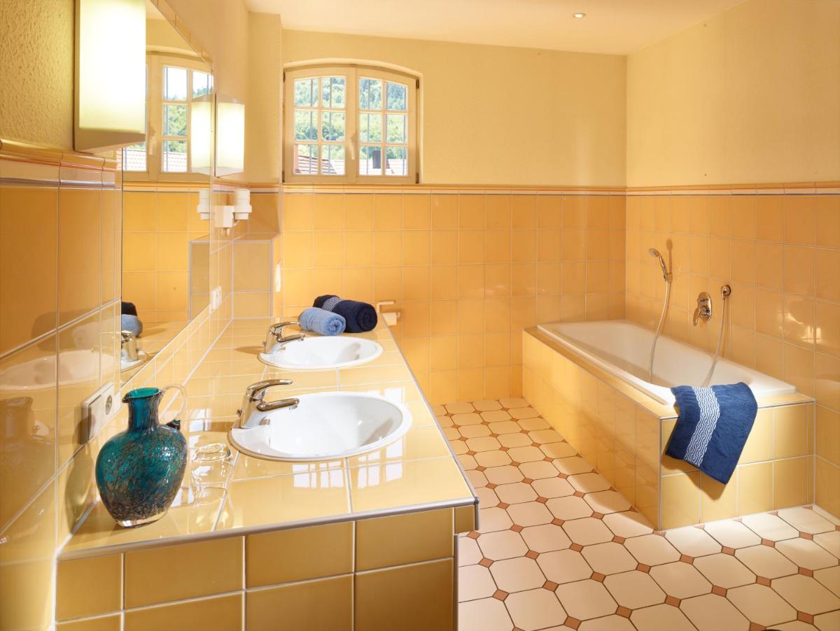 Hotel & Restaurant Burgschänke - Housity