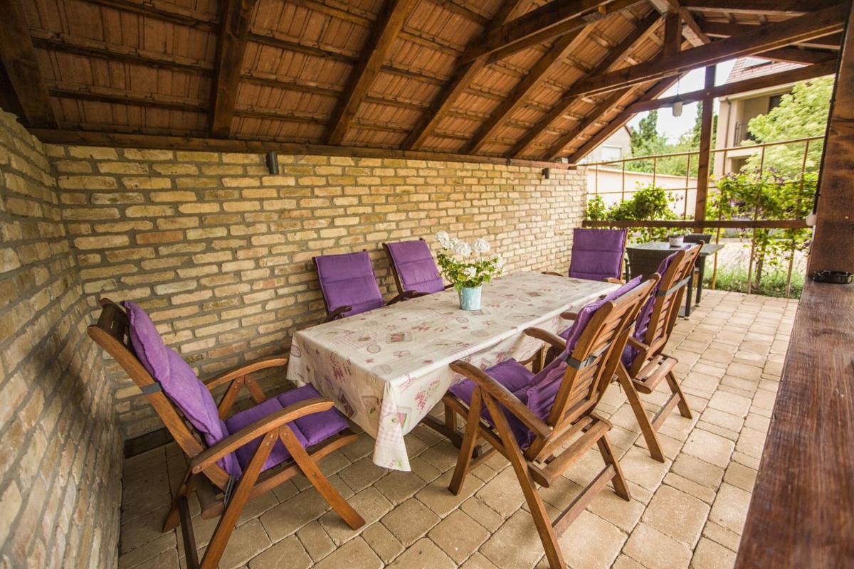 Levendula Apartmanház - Housity