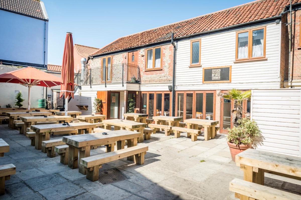 The Wellington Pub Cromer - Housity