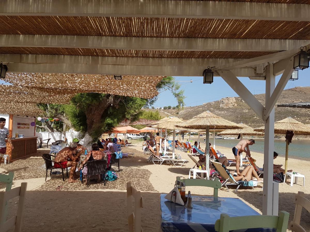 ISALOS ROOMS ON THE BEACH - Housity