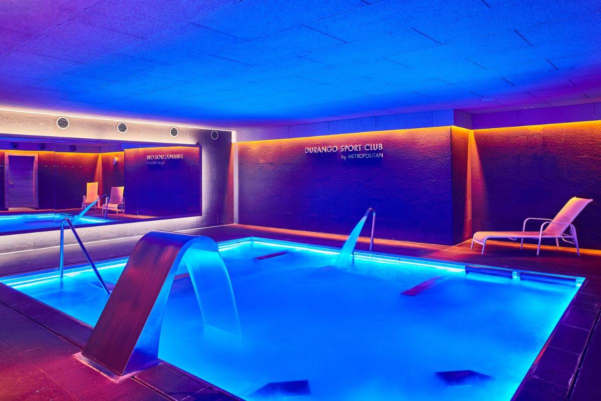 Piscina en o cerca de Silken Gran hotel Durango