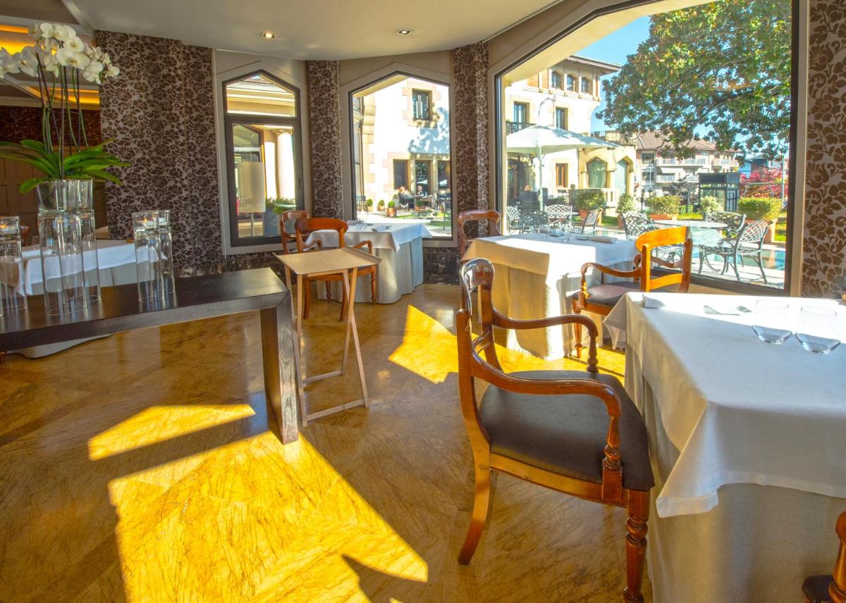 Zona de estar de Silken Gran hotel Durango