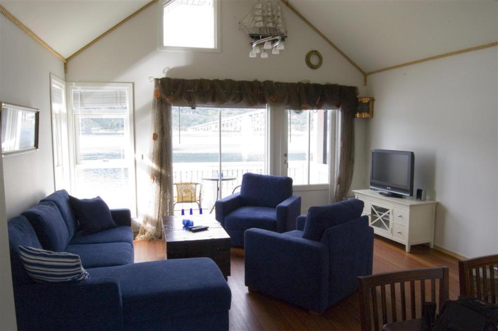 Tjeldsundbrua Maritim - Housity