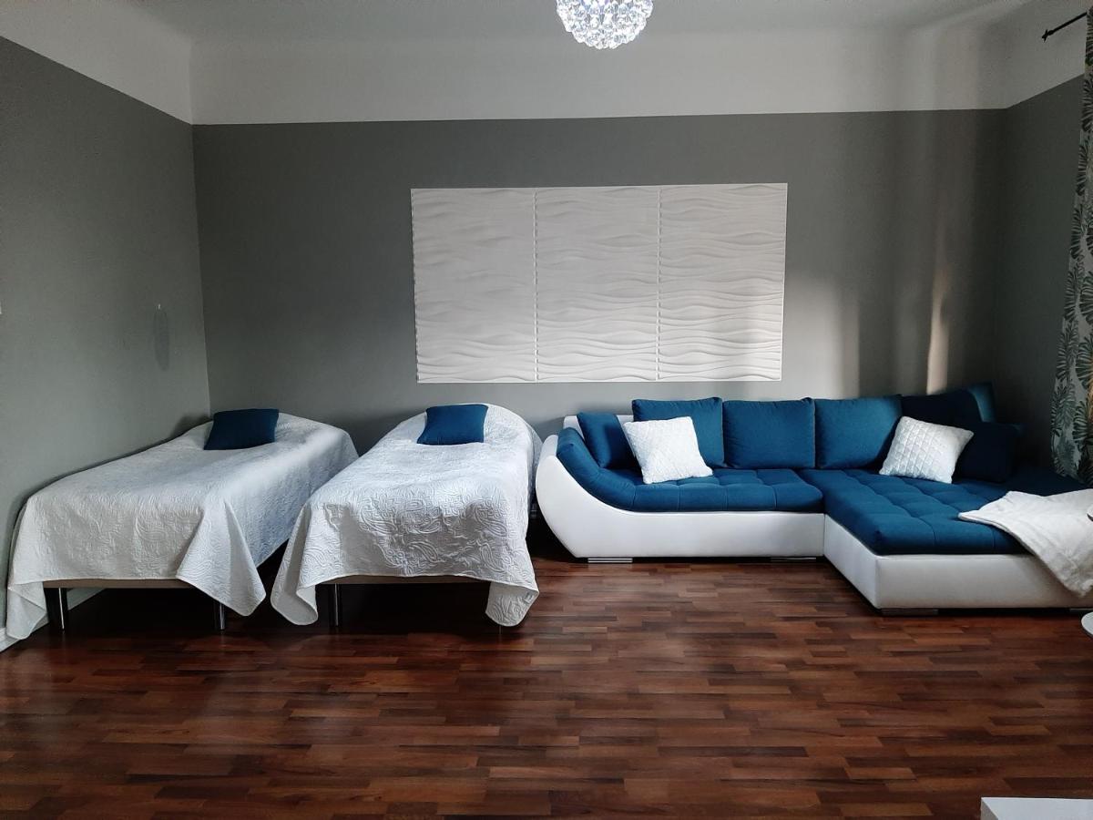 Go Happy Home Vilhonkatu 9. Stylish home in the heart of the city centrer - Housity