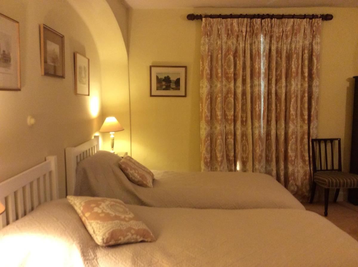 Teigh Old Rectory - Housity