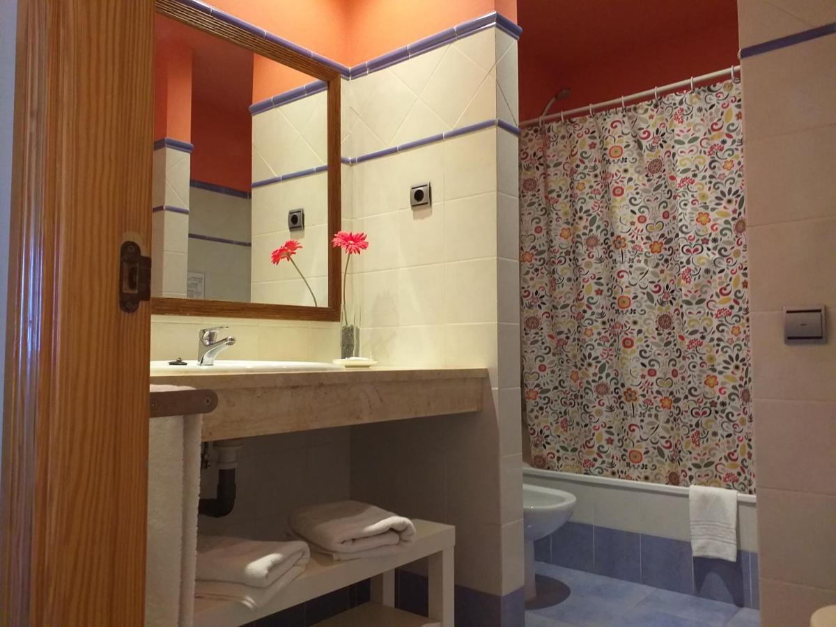 Aparthotel El Cerrito - Housity