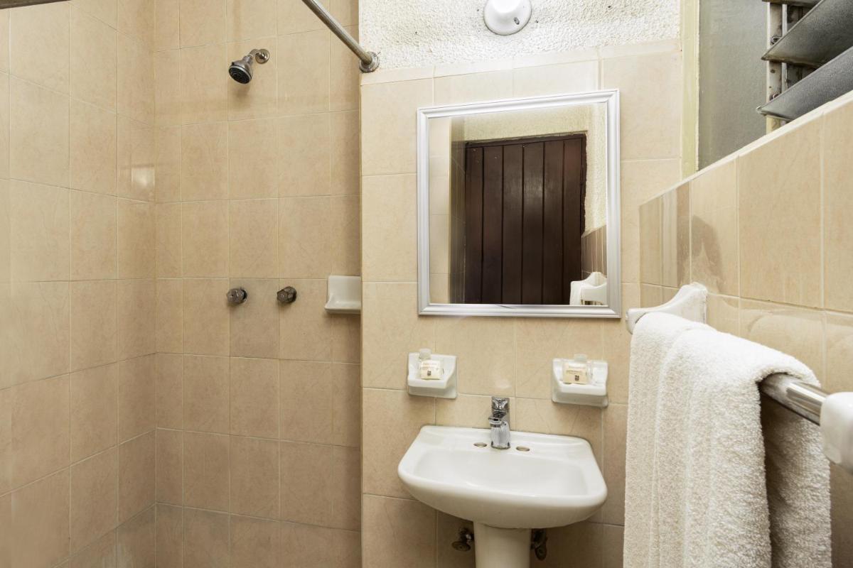 Hotel Premier Saltillo Coahuila - Housity