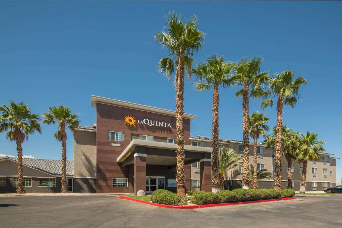 La Quinta Inn & Suites by Wyndham Las Vegas Nellis - Housity