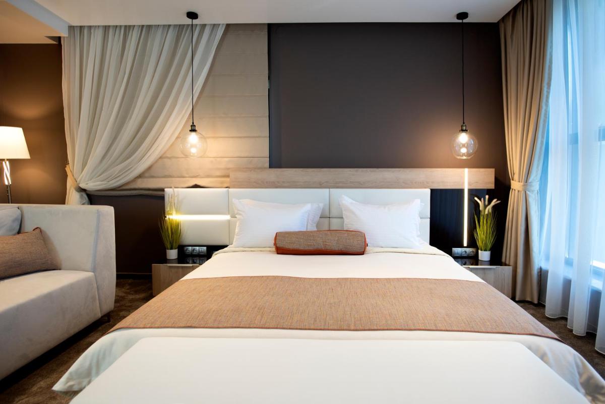 Family Hotel Business Club - Housity