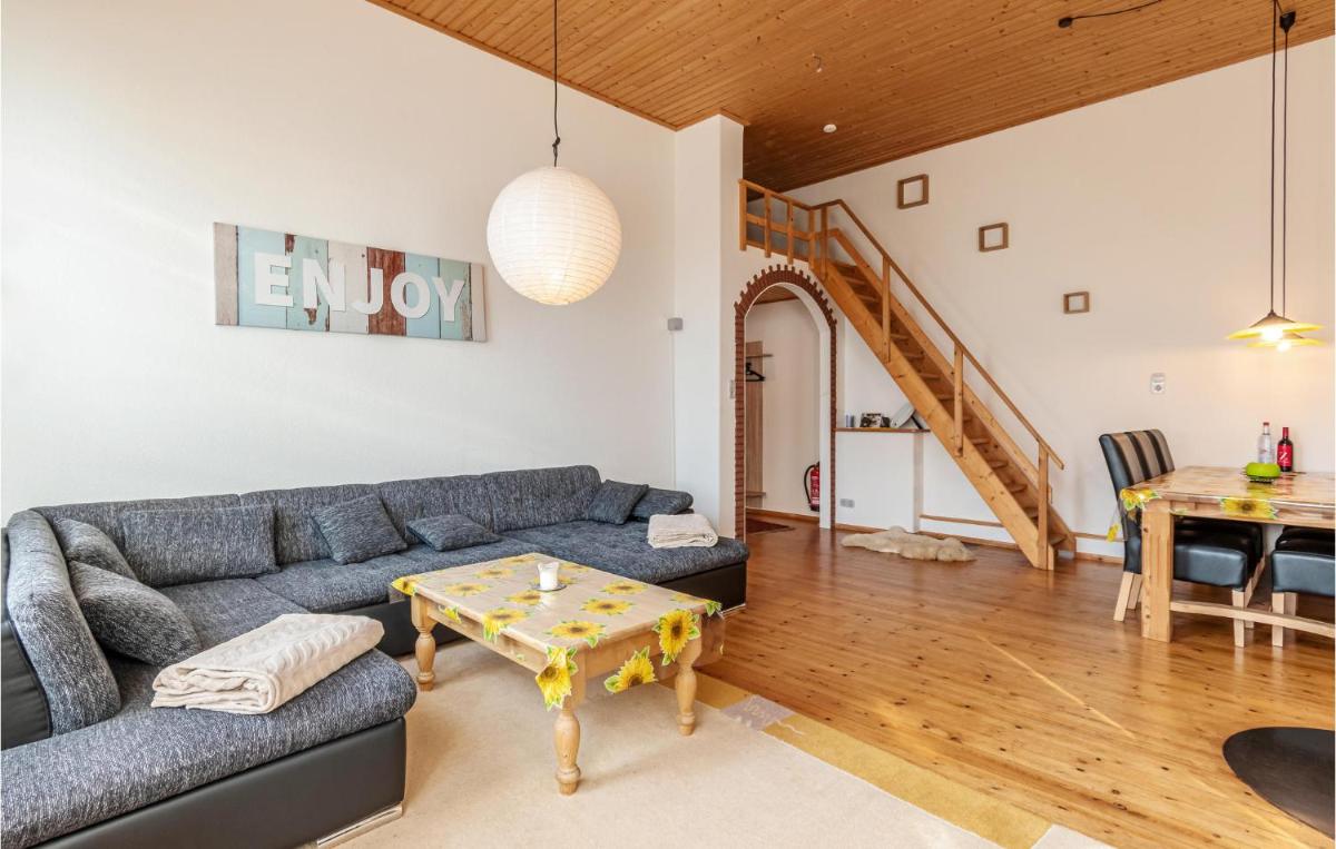 Lovely Apartment In Trennewurth - Housity