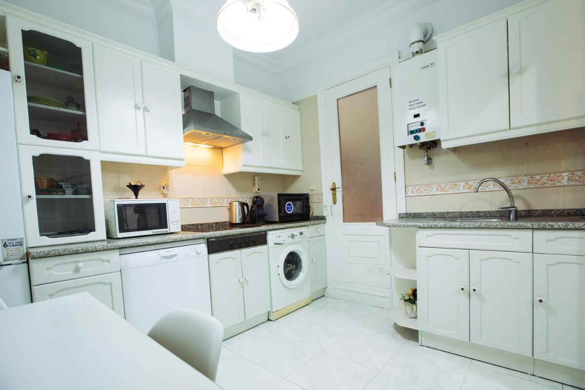 APARTAMENTO CENTRICO JUNTO ESTACION TREN Y AUTOBUS - Housity