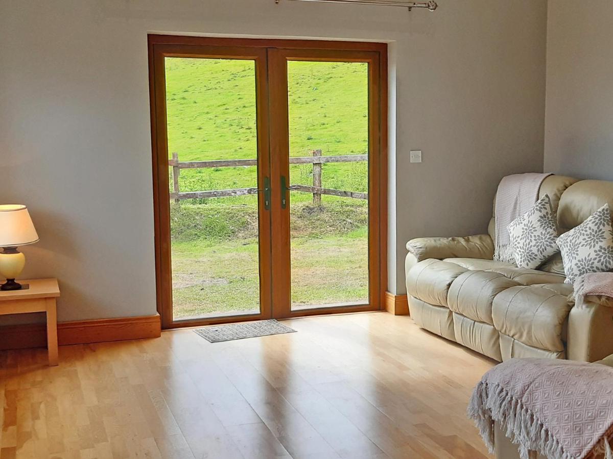 Sea View Holiday Home by Trident Holiday Homes - Housity