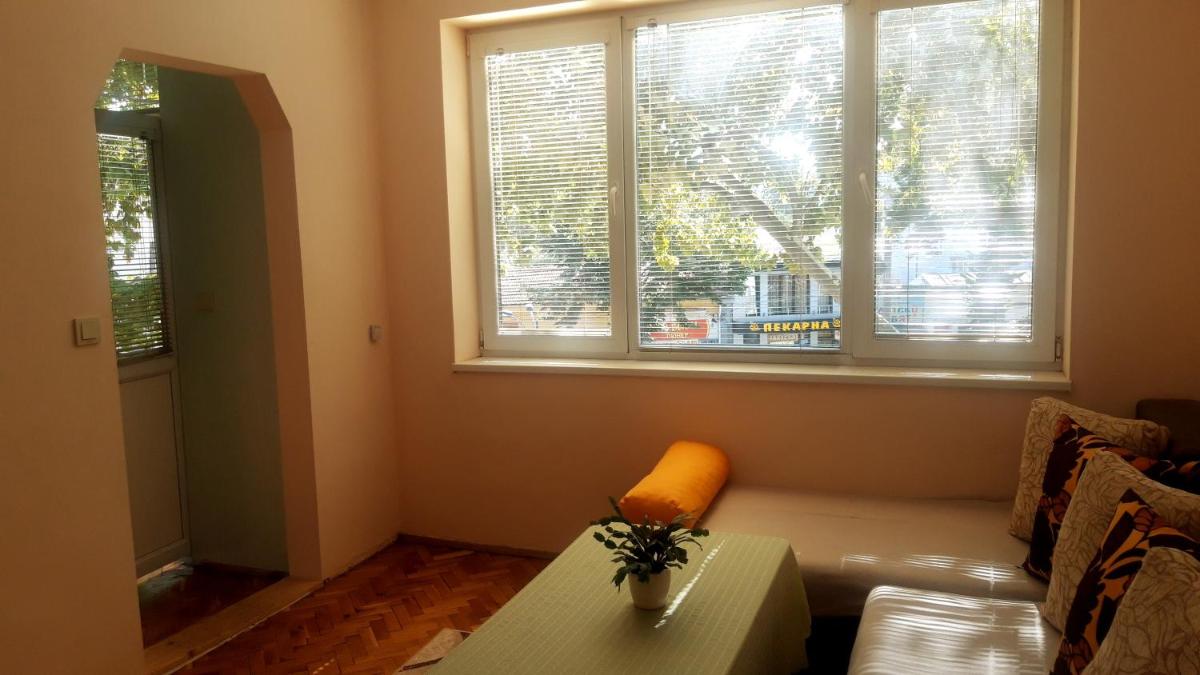 Central Apartment - Housity