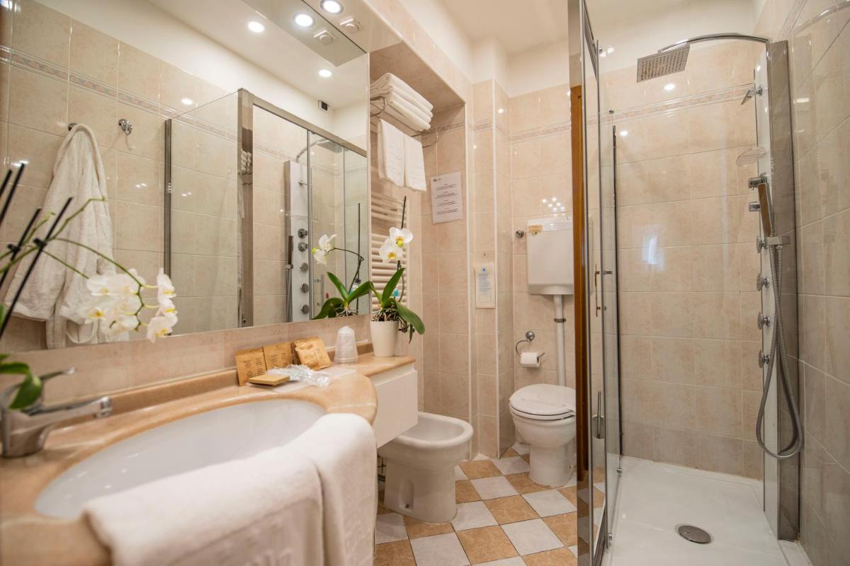 Hotel Villa Imperina - Housity
