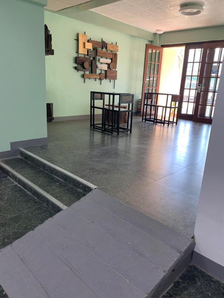 Beinte Singko de Marso Apartments - Housity