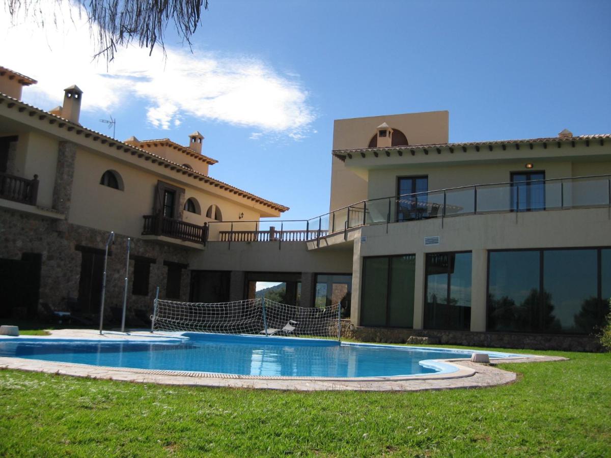 Piscina en o cerca de Hotel Rural Los Nogales