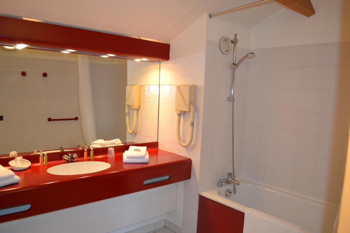 Noemys Gradignan - ex Cit'Hotel Le Chalet Lyrique - Housity