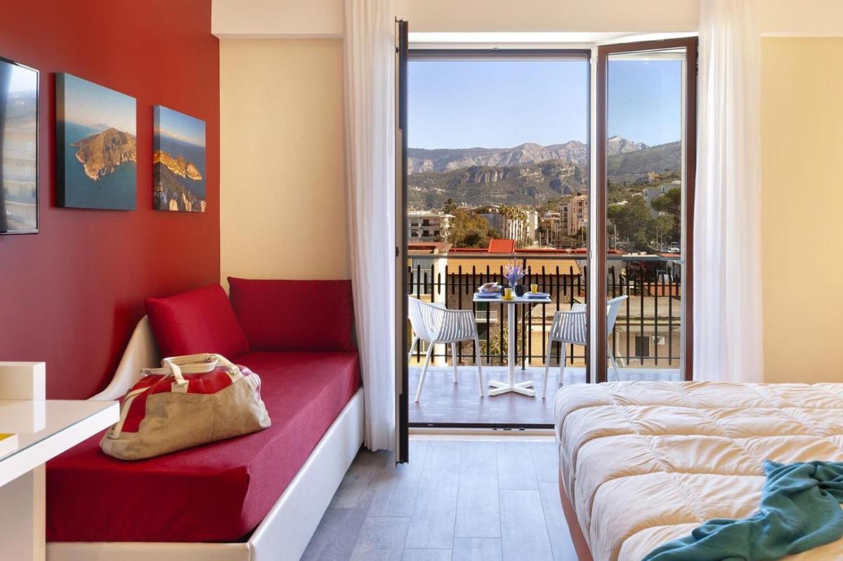 Parco Tasso Guest House - Housity