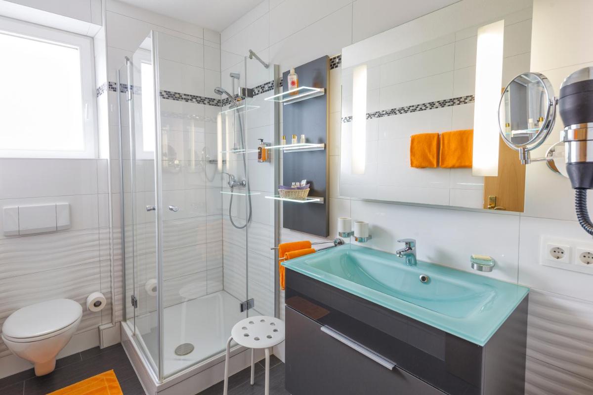 Eden Hotel - Housity