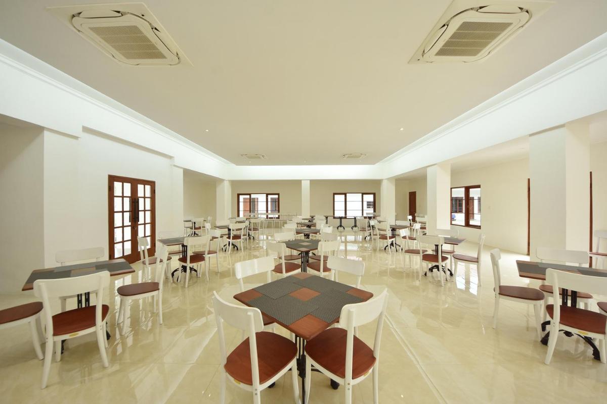 KHAS Ombilin Hotel - Housity