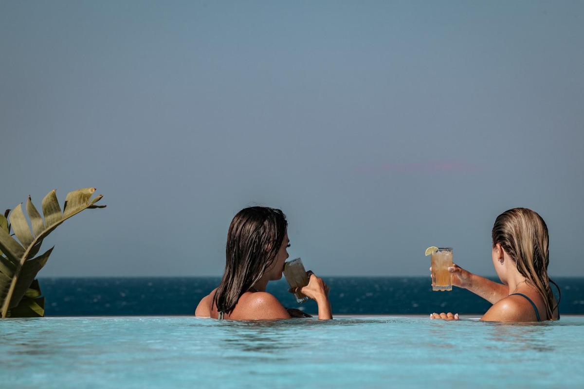 More Meni City Beach Rhodes - Housity